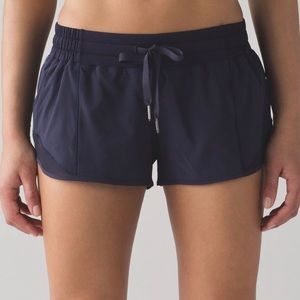 Lululemon Hotty Hot Short